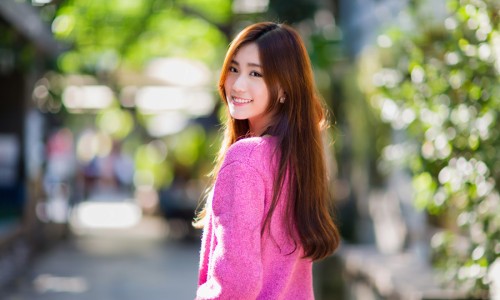 成年女性晨起时手心 脚心出汗什么原因-成年女性晨起时手心 脚心出汗网 | 女人早上睡醒手脚出汗,女人早上睡醒手脚出汗